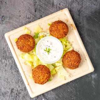 8 Piece Falafel - O